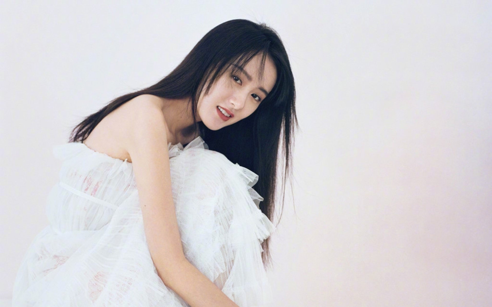 乐鱼官网介绍-德甲快节奏反击:瞬间突入,赢得满堂彩!,德甲对抗