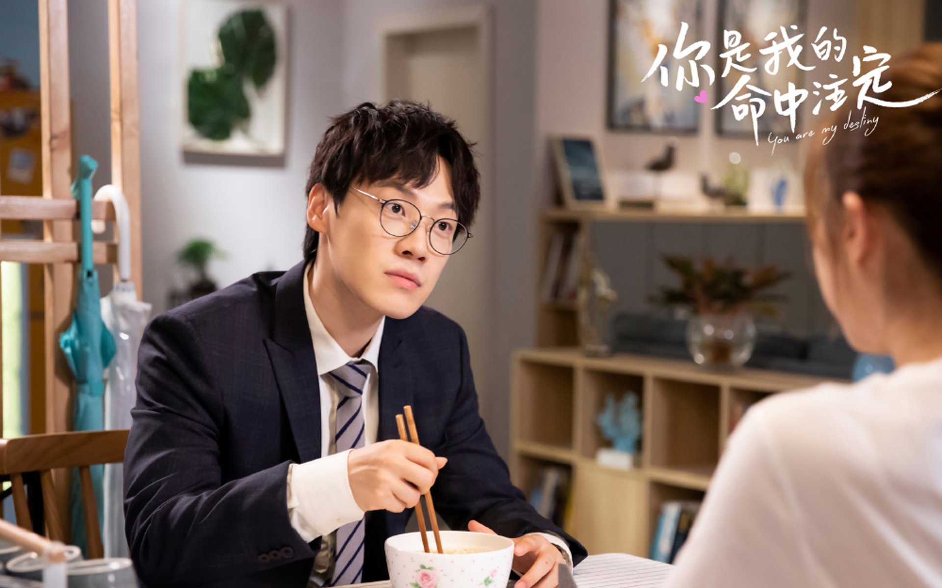 乐鱼体育 vip注册-梅西中场吊射惊艳全场球迷，梅西中场过人